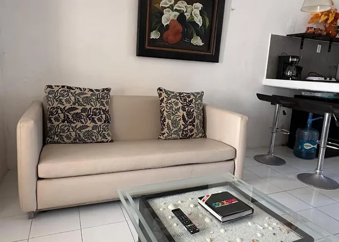Bonito A Dos Calles Del Mar Hébergement de vacances Playa del Carmen